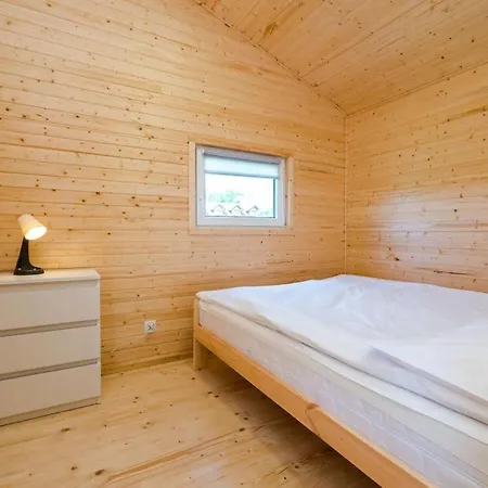 Pirat Деревянный коттедж Гонски