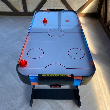 Pirat Деревянный коттедж *